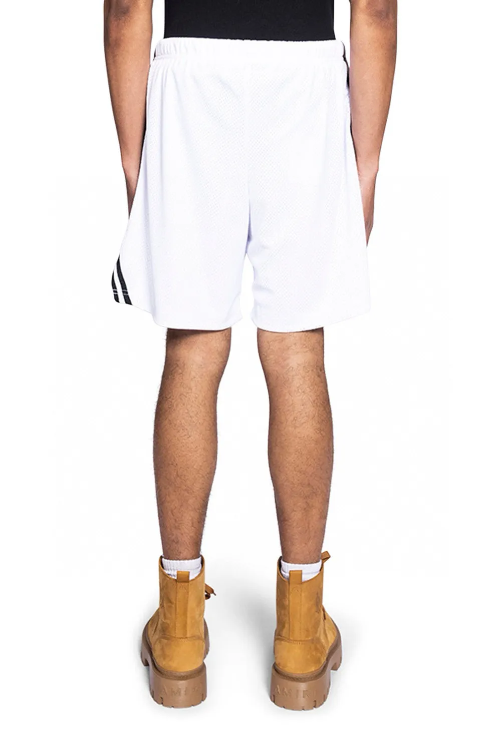 GALLERY DEPT. VENICE COURT SHORTS English mesh shorts Logo webbing wide-leg basketball shorts Black and white S-XL Original molding Loose wide-leg version American boys' first choice Breathable mesh fabric Superimposed soft material inside Comfortable and easy to match Custom-woven original consistent webbing/main mark/component wash mark Details are enlarged to follow
